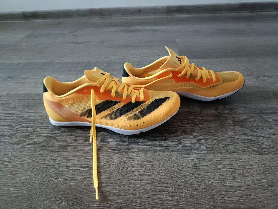 Adidasi cuie alergare