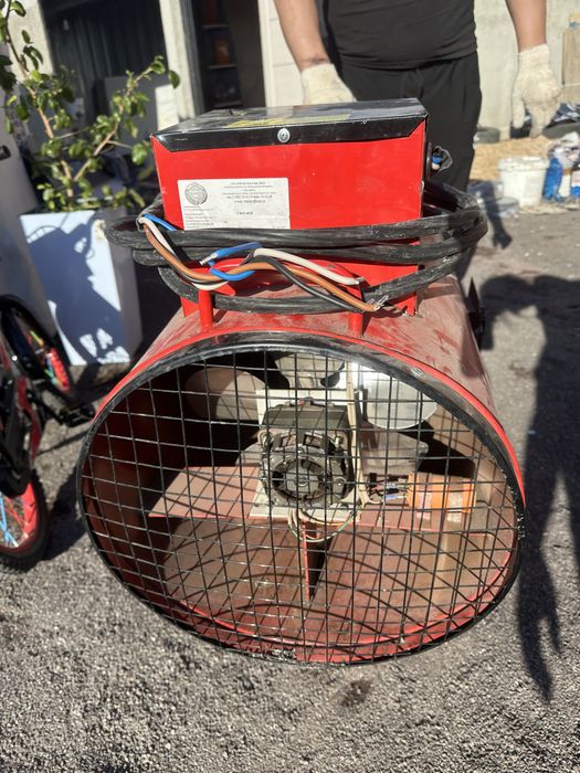 Срочно тепловая пушка