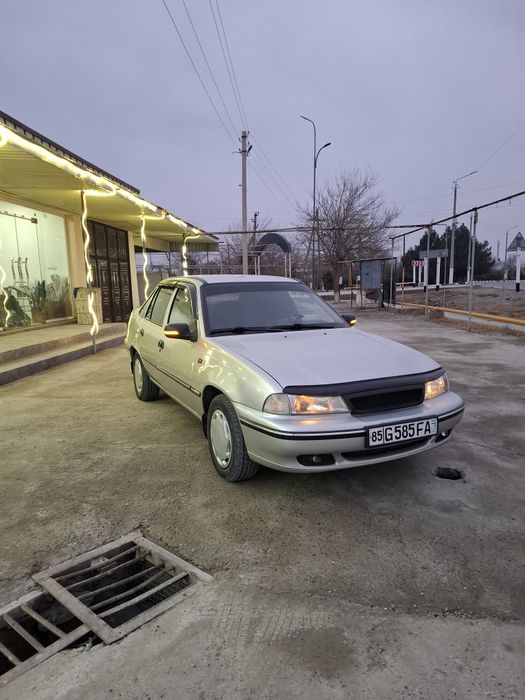 Nexia 1 sotiladi. Holati yaxshi. 2007 yil 315 000 km.