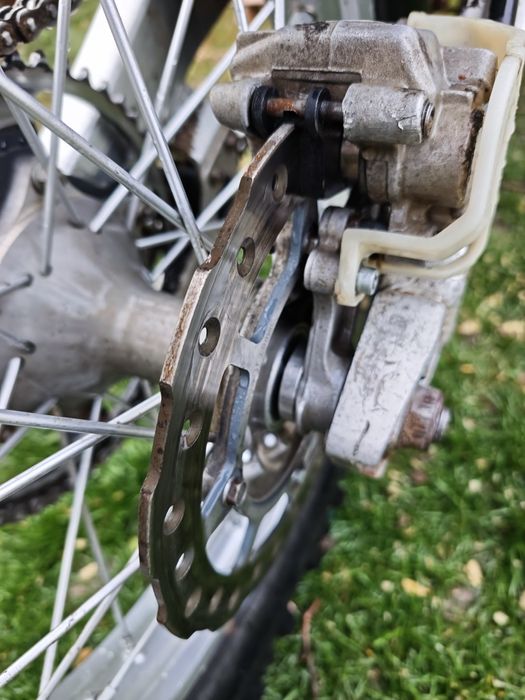 Продавам Хонда  CR 125
