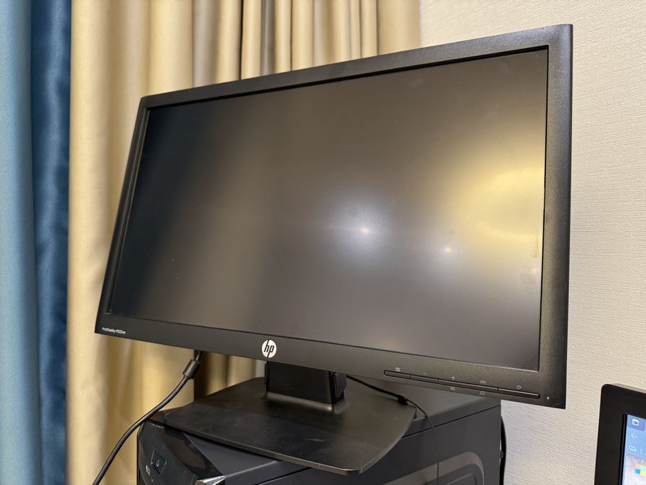 Монитор 21,5” HP ProDisplay p222va