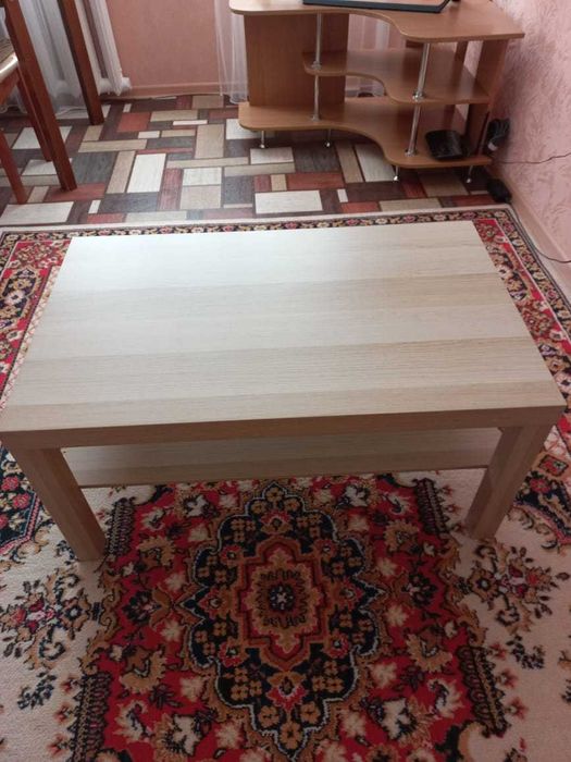 Продам стол Икея