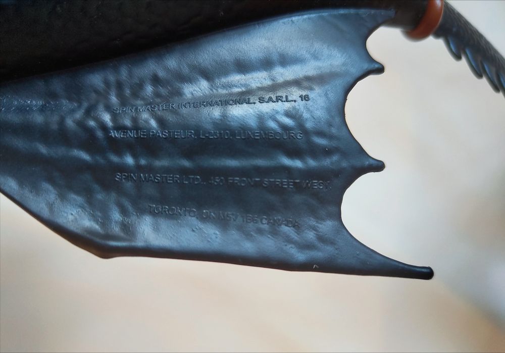 Фигурка ночной фурии Беззубик