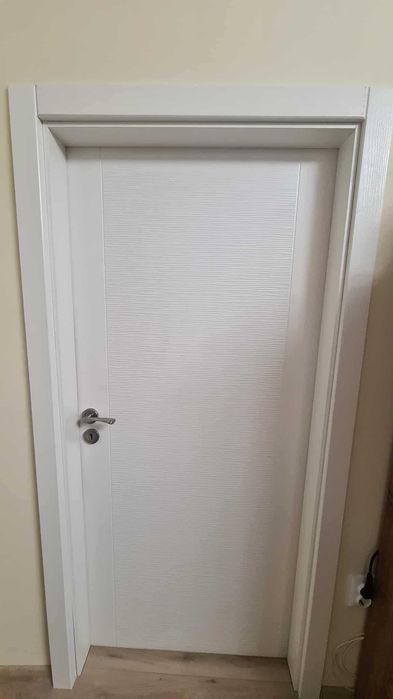 Интериорна врата