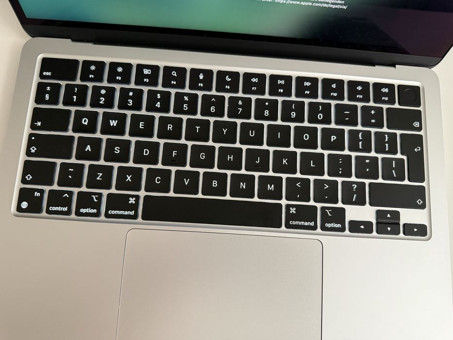 Macbook Air M3 13inch 16/512 Гаранционен