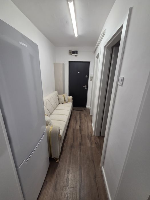 Proprietar – Închiriez apartament 1 cameră decomandat, zonă centrală (Sf. Lazăr, Palas)