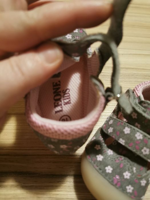 Sandale Bebe flexibile Kickers 19