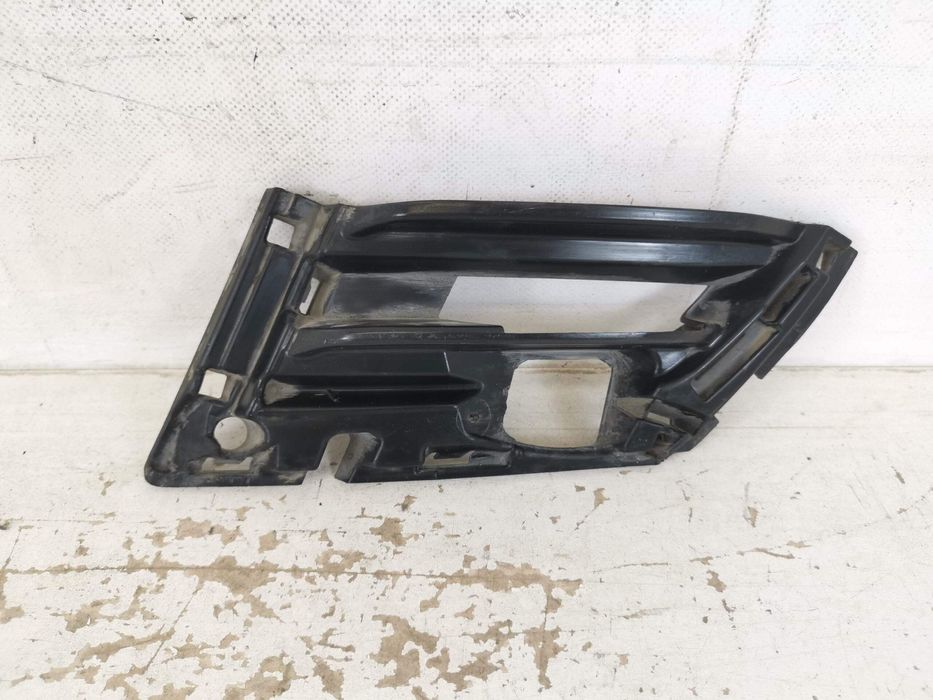 Скода Октавия 3 / Skoda Octavia 3 [ - ] Оригинален радиаторен държач в