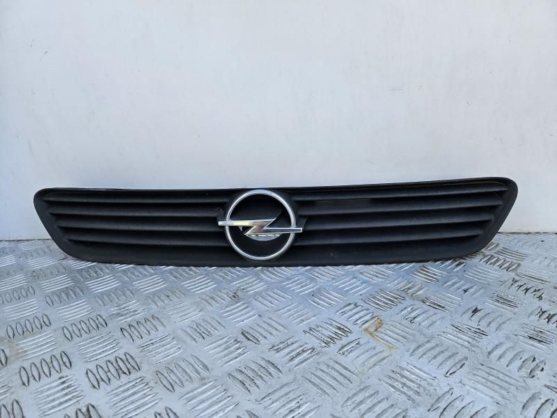 Grila radiator Opel Astra G