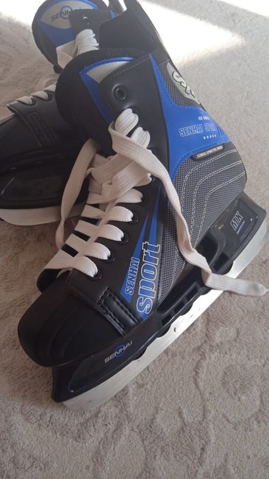 Коньки почти новый