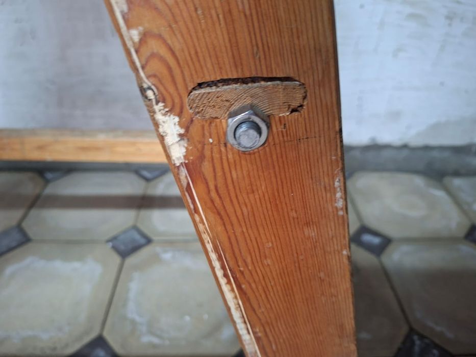 Стремянка  в нормальном состояние