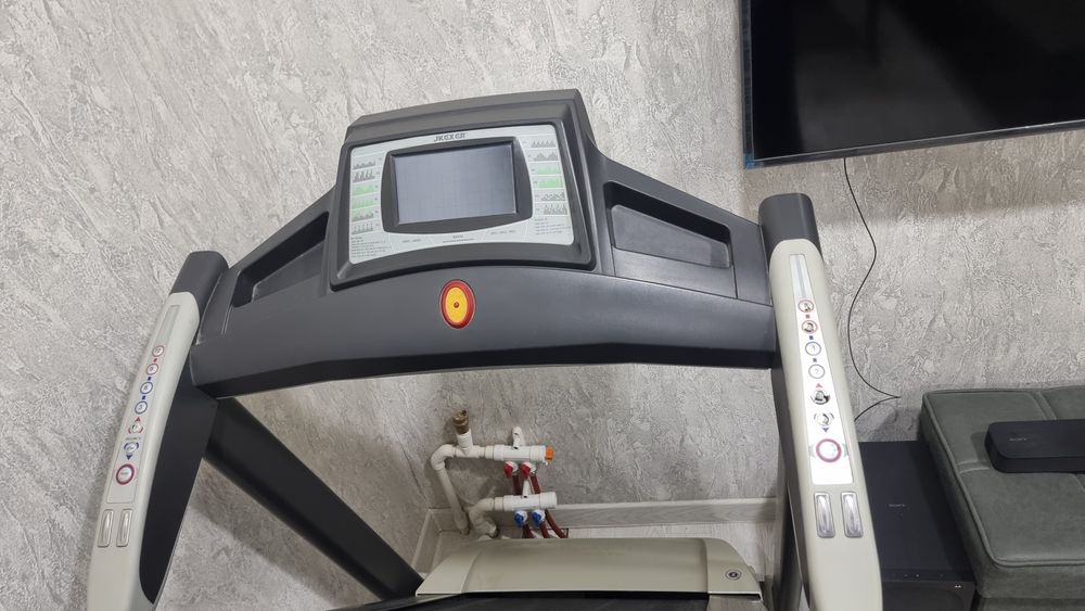 Беговая дорожка Jkexer Focus 8050a