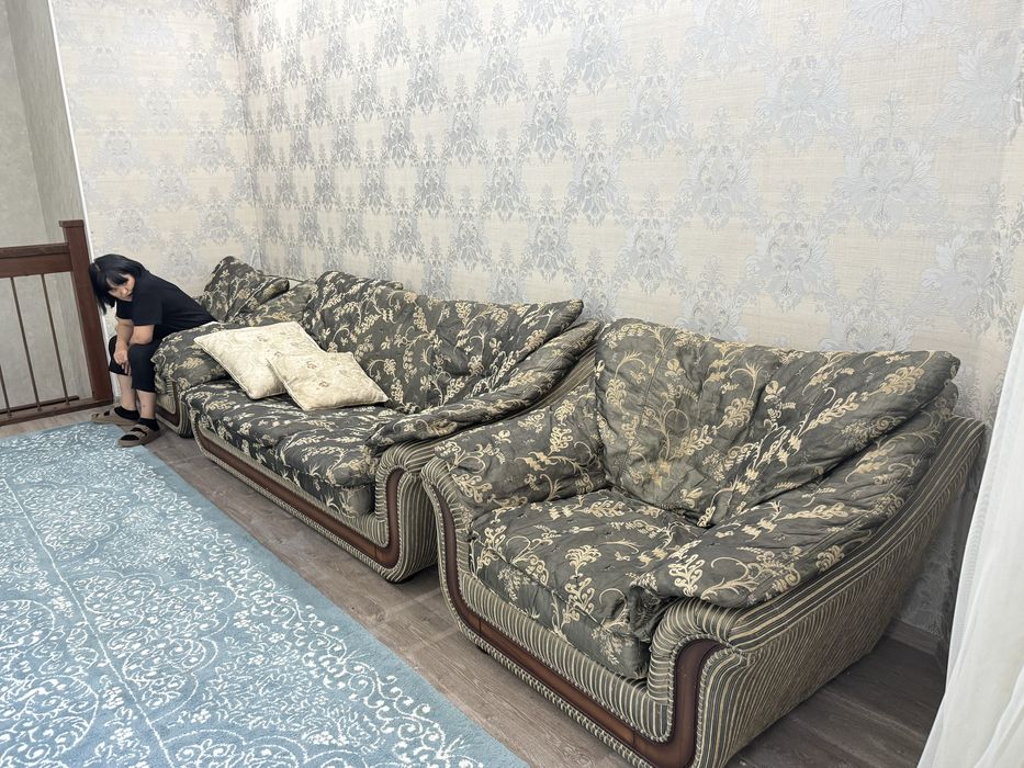 Продам диван и 2 кресла раскладной