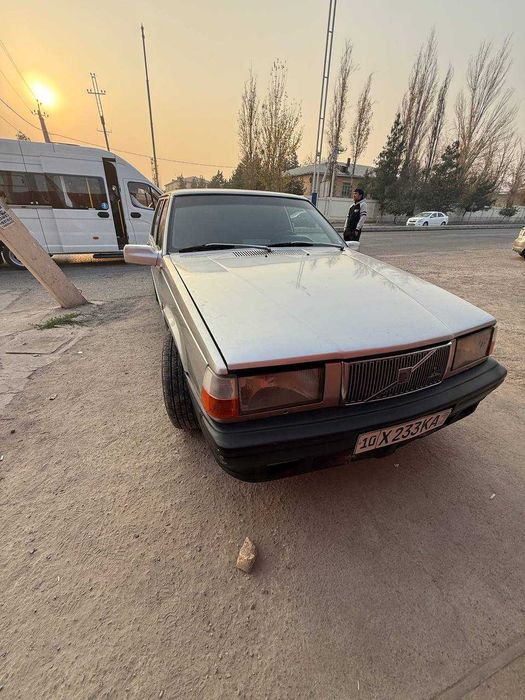 volvo 740       gl