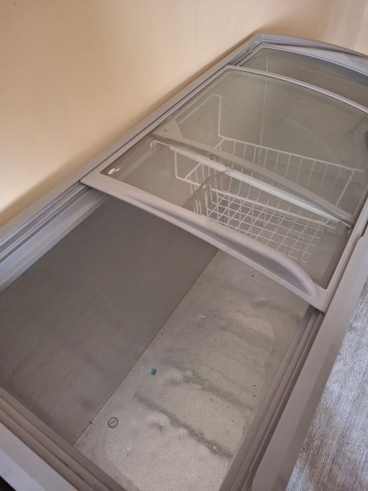 Морозильник 400 литр 1 ай ғана пайдаланған