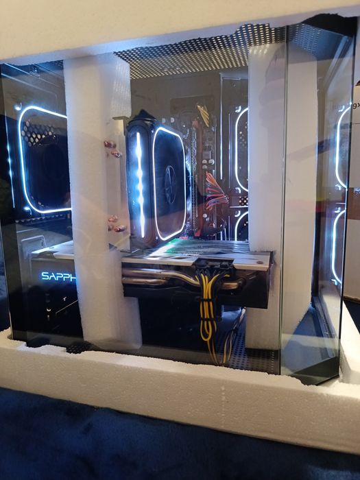 Calculator Gaming Xeon E5-2698 V3( PESTE i7 8700), 32GB DDR4, NVME 512GB + 500GB HDD, video Sapphire Radeon RX 580 NITRO+ 8GB GDDR5 256-bit vb in pv
