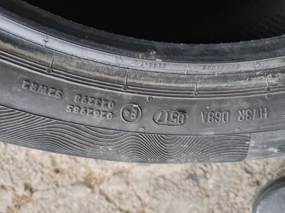 Летни гуми Continental 17 цола ,215/55R17 W