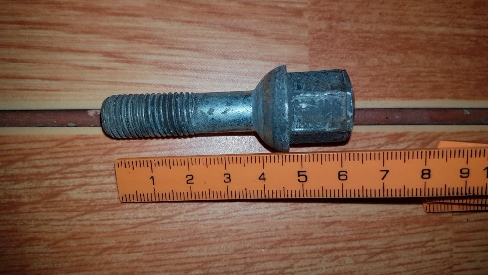 Distantiere , flanse marire ecartament HR 30255571