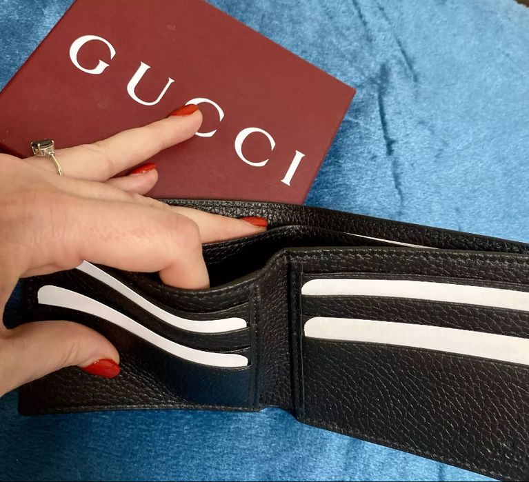 GUCCI мъжки портфейл BI-FOLD Wallet