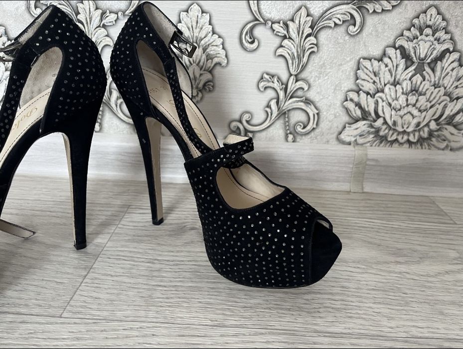 Продается туфли.