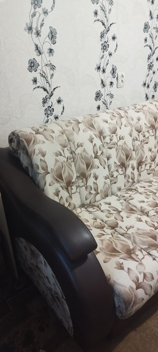 Продам Диван тройка
