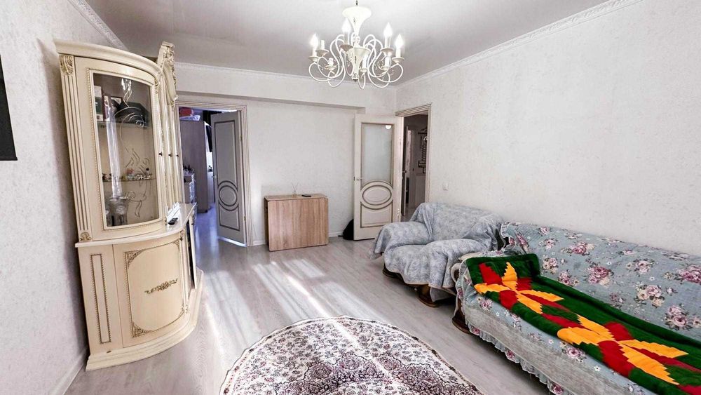 Самал 4 комнатная Екатерина Империя