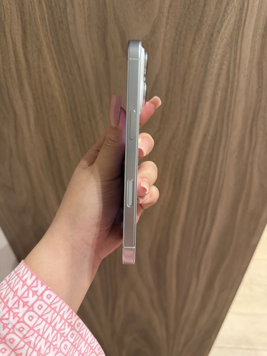 Iphone 16 pro 256 гб esim