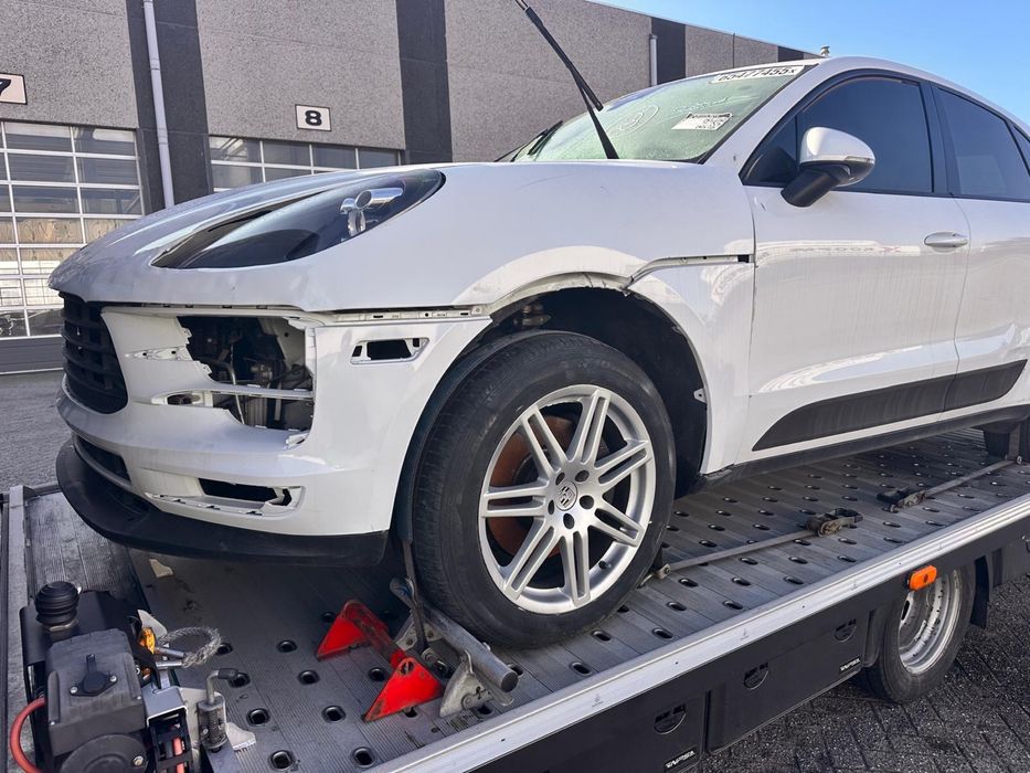 Vand Porsche Macan fabr 2020 avariat
