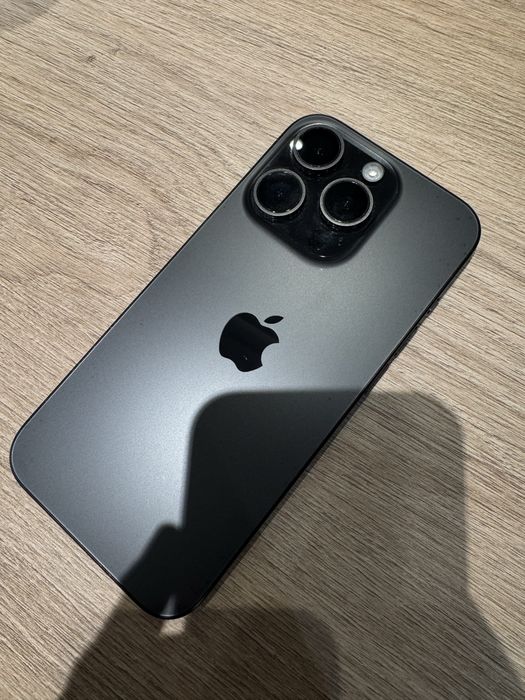 Iphone 15 pro 1tb Black Titanium