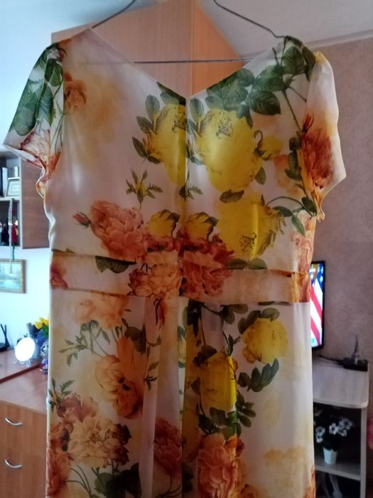 Платье шифоновое. На подкладе