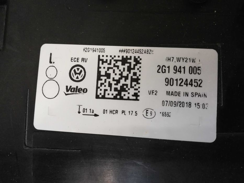 Фарове Поло 2Г /Фарове Polo 2G/Фар VW Polo 2G Оригинални