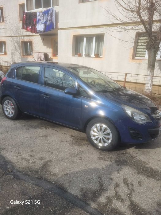 Opel corsa anul 2014
