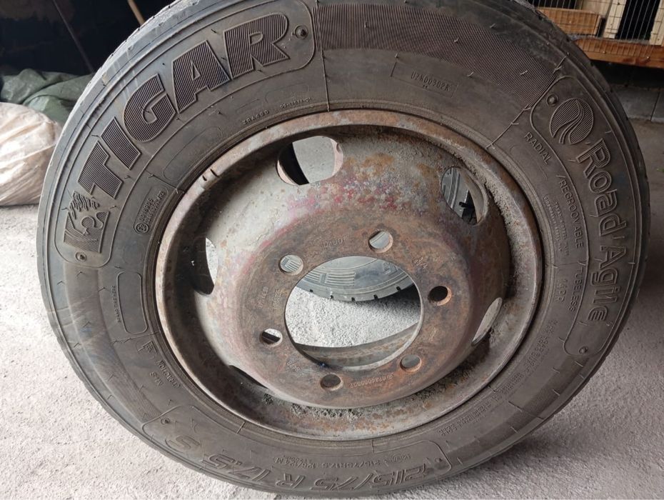 Продам шины 17.5
