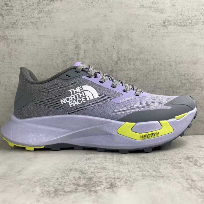 Продавам нови дамски маратонки The North Face Vectiv Enduris 4 Violet