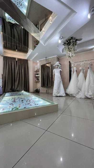 Проспект А.Тимура. Продам бизнес - свадебный салон с 10 летним стажем