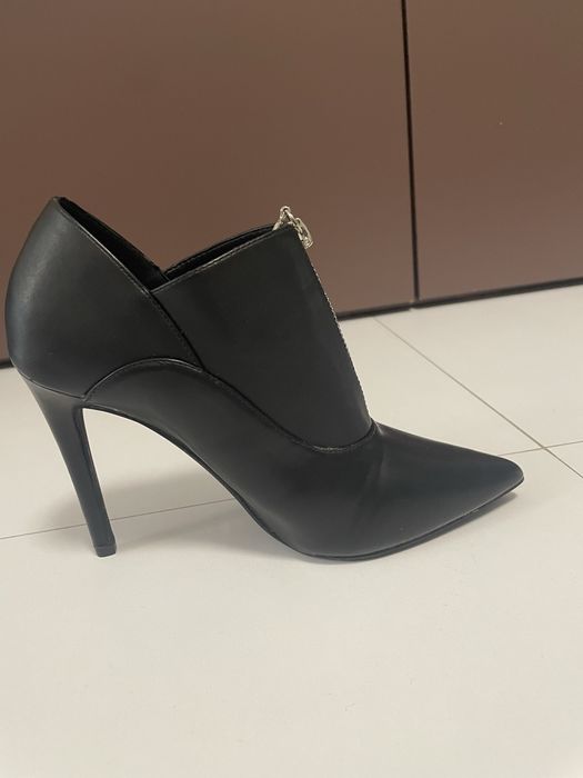 Зимни дамски боти