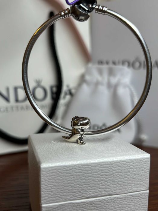 Пандора талисман Дино