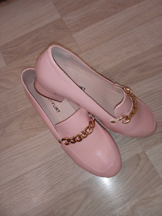 Туфли женские стильные