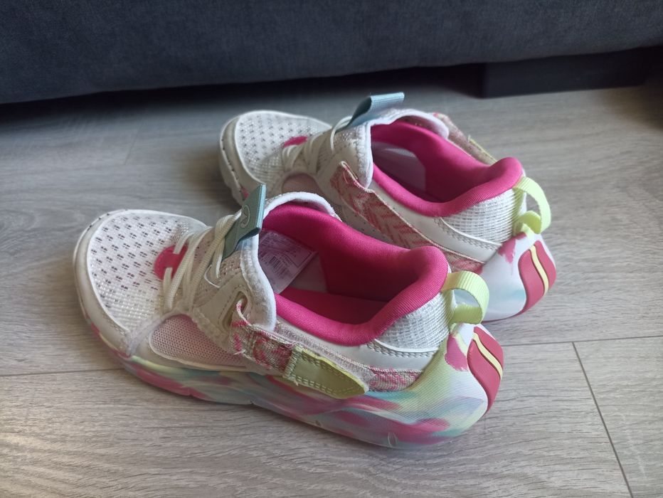 Маратонки за момиче 34н.