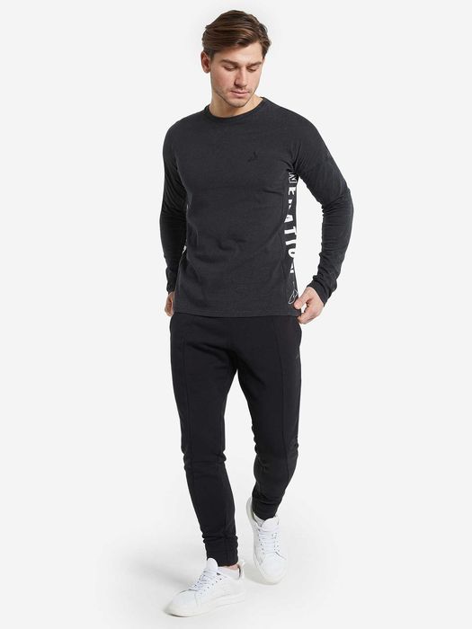 Мужской лонгслив Demix