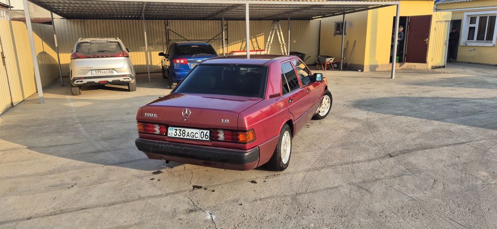 Продается Мерседес 190