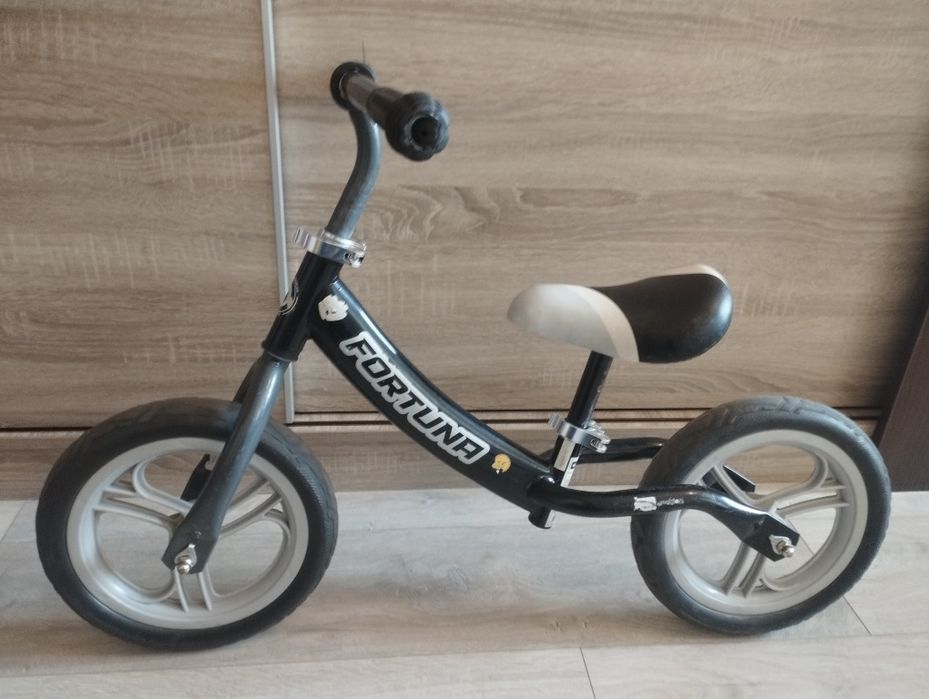 Продавам баланс колело