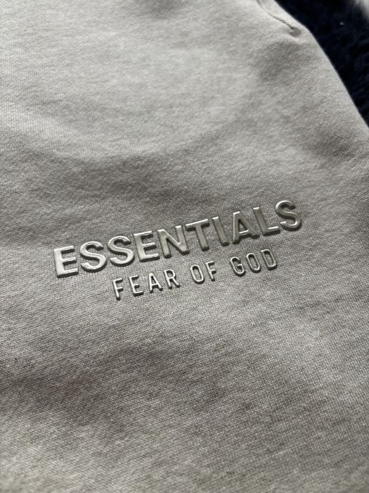 Къси панталони Essentials SP25 сиви