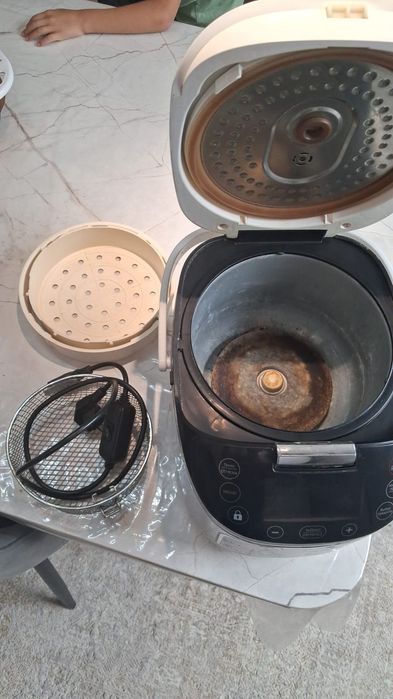 Продам мультиварку