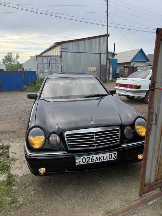 Продам Mercedes 210