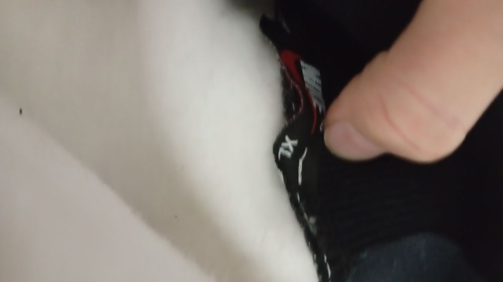 Продаю бомбер для парней