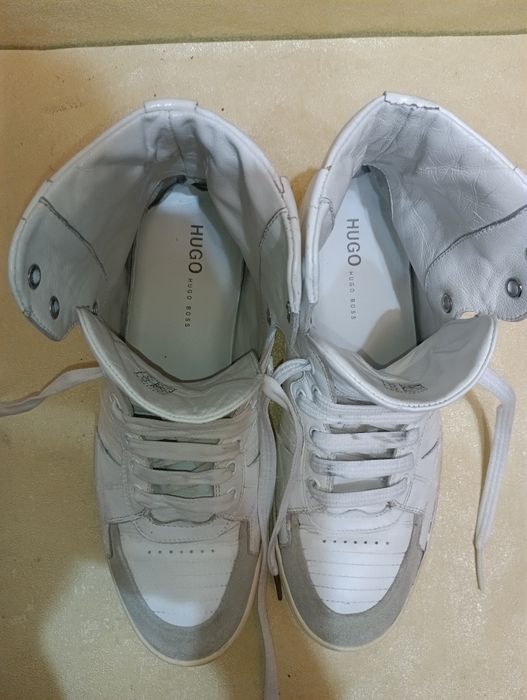 Hugo Boss кожени N 43 - 25 лв