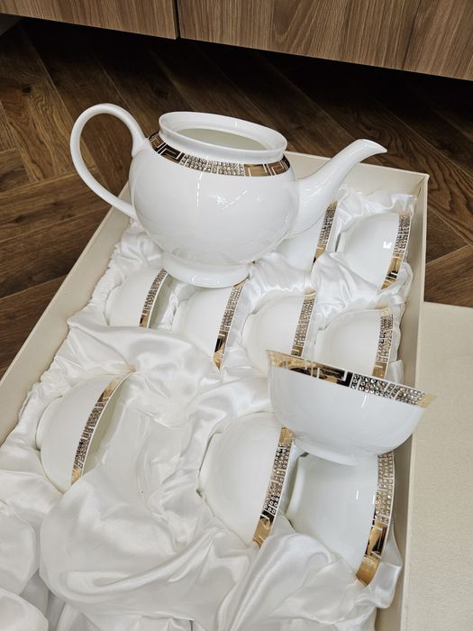 Набор посуды 10.000тг