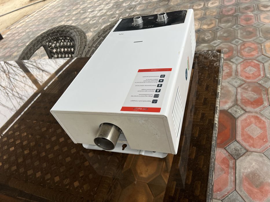 Газовый водонагреватель