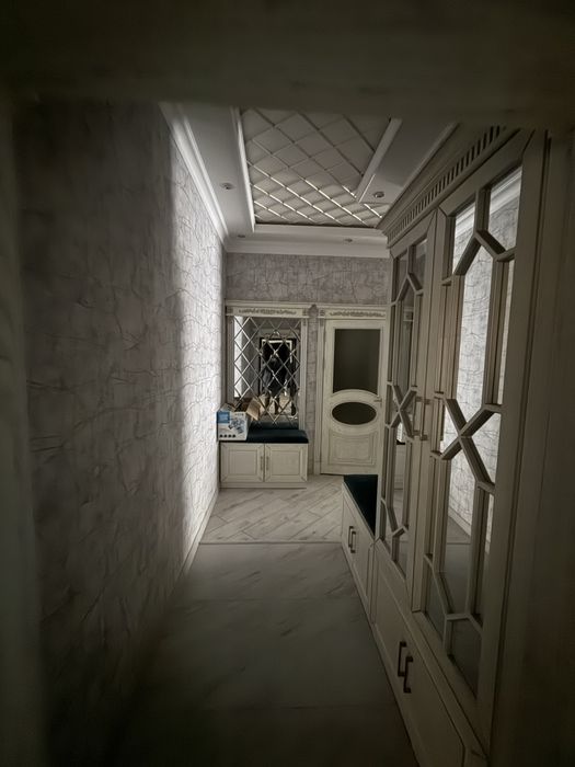 Продается СРОЧНО(Сотилади) 3х-ком кв на 2-эт в новостройка вокзал Парк